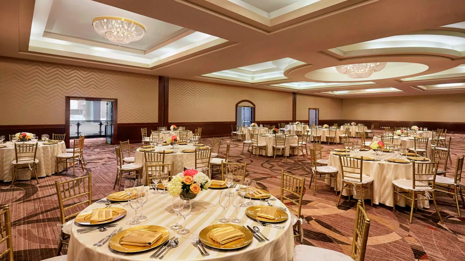 Hotel Sheraton Suites Calgary Eau Claire