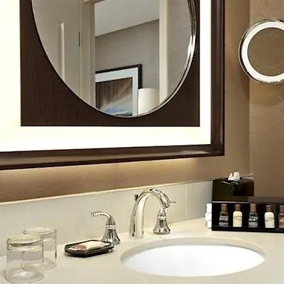 **** Hotel Sheraton Suites Calgary Eau Claire Canadá