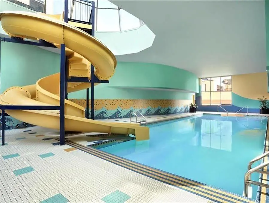 Sheraton Suites Calgary Eau Claire