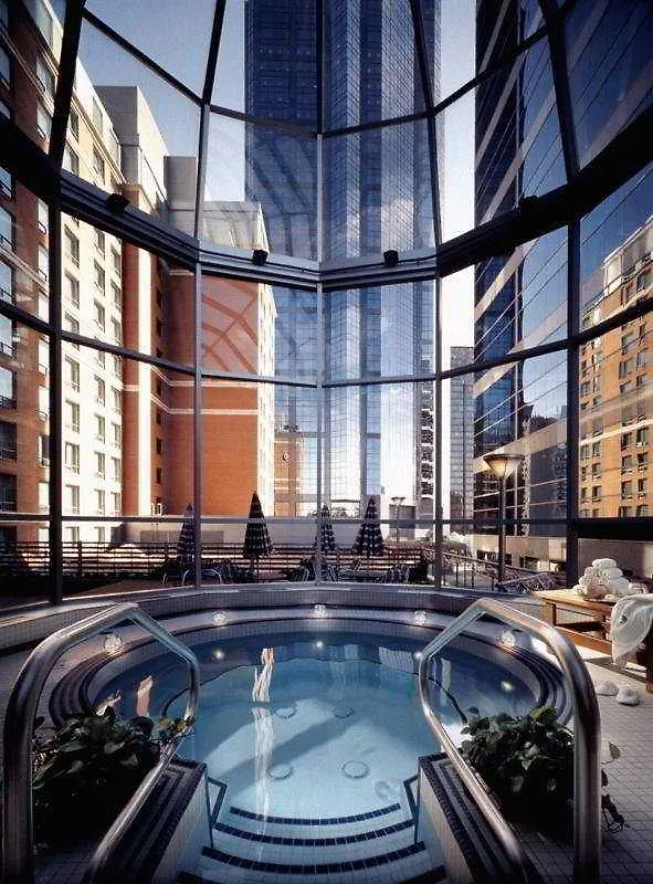 Hotel Sheraton Suites Calgary Eau Claire