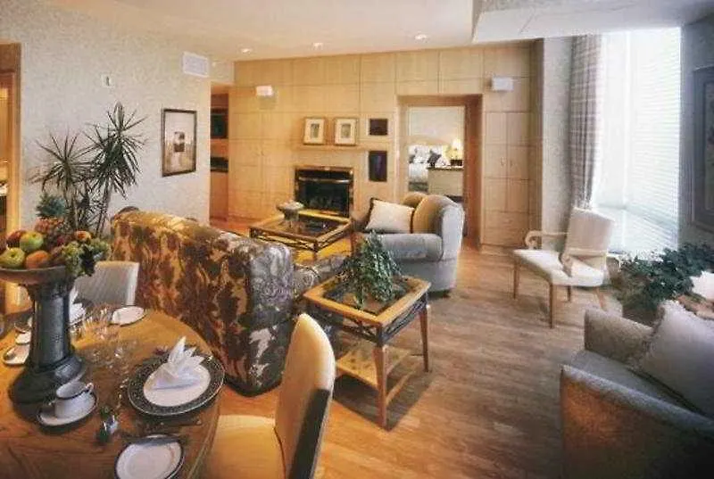 Hotel Sheraton Suites Calgary Eau Claire